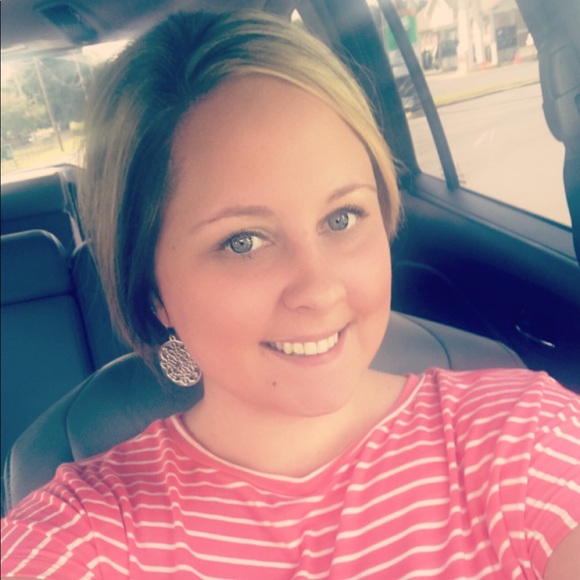 Meet your Posher, Destiny - Picture 2 of 2